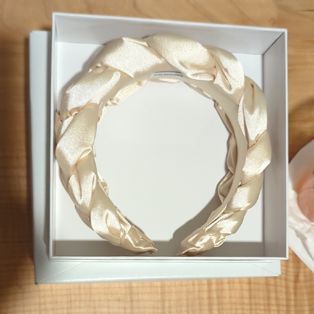 BNIB cream satin braided Frida headband
